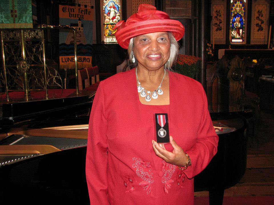 3454_10151328394161410_630019734_n